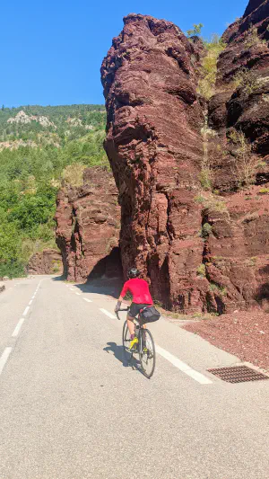 Red rocks of Gorge de Daluis