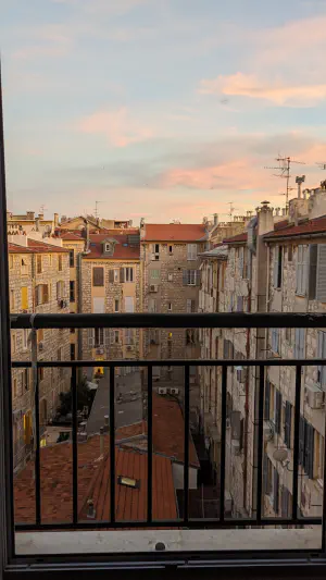 View from the bedroom by morning to get ready for a ride.